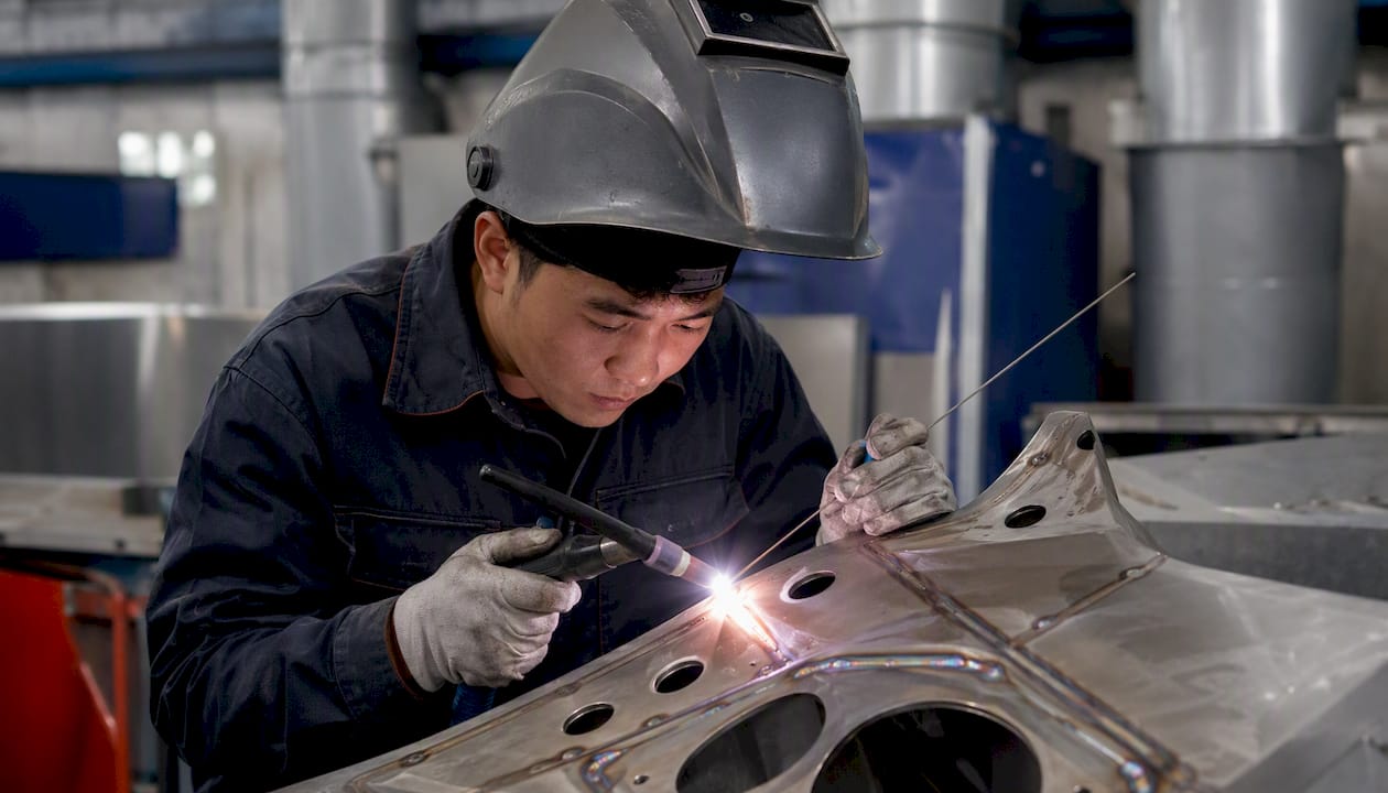 Chinese welder TIG welding aerospace titanium part