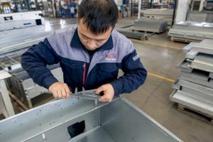 Sourcing Custom Server Chassis and Cable Management From China
